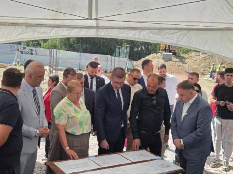 Започна изградбата на спортска сала во ОУ „Братство“ во општина Карпош