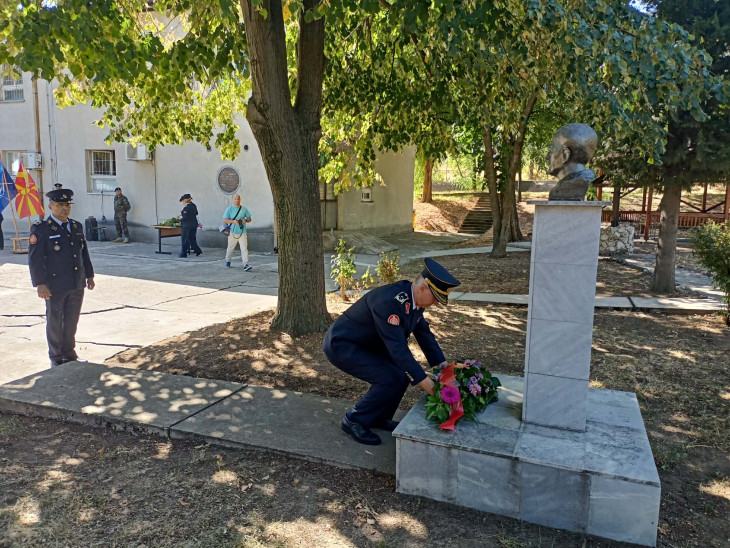 Во велешката касарна свечено одбележан патронатот Алексо Демниевски Бауман