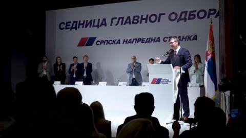 Вучиќ најави дека ќе се кандидира за премиер