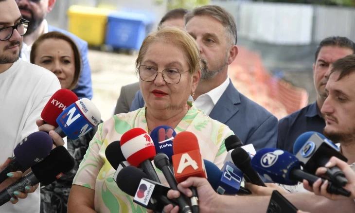 ЛАЖНА ВЕСТ е информацијата дека МОН доделило стипендија за синот на МИЛОШОСКИ